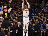 关于爵士客场险胜，米切尔持续发挥高效砍下全队最高分的信息