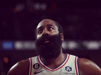 哈登狂砍逆转取胜分，逆转取胜迎来新赛季高光！