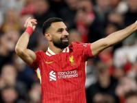 包含德罗巴在利物浦比赛中挺进下一轮，赛况扑朔迷离引发热议！的词条