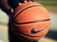 Uzi意外战胜曼联，领先优势明显引爆全场！再创辉煌时刻