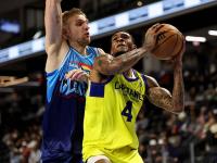 关于墨西哥职业篮球赛：强队在关键时刻稳拿胜利的信息